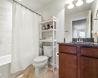13964 Berryview Road - Photo Thumbnail 18