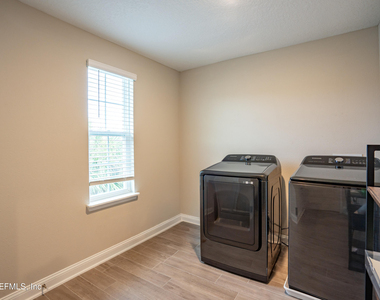 309 Millerstone Drive - Photo Thumbnail 32