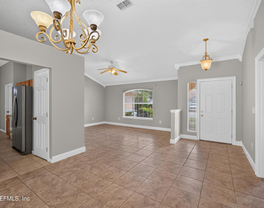 9256 Dale View Lane W - Photo Thumbnail 7