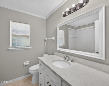 9256 Dale View Lane W - Photo Thumbnail 19