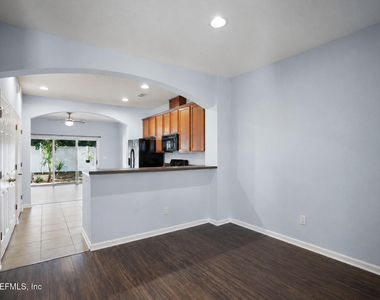 6150 High Tide Boulevard - Photo Thumbnail 4