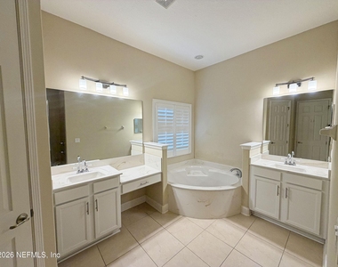 338 Willow Winds Parkway - Photo Thumbnail 13