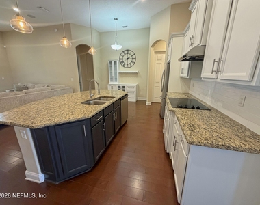 338 Willow Winds Parkway - Photo Thumbnail 8