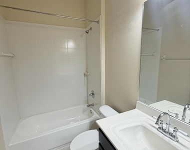 338 Willow Winds Parkway - Photo Thumbnail 16