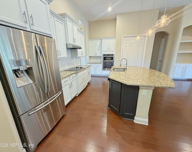 338 Willow Winds Parkway - Photo Thumbnail 6