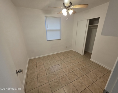 11428 Harlan Drive - Photo Thumbnail 13