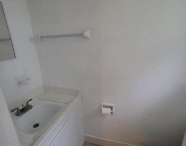 11428 Harlan Drive - Photo Thumbnail 16