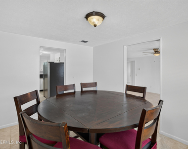 9954 Larkdale Court - Photo Thumbnail 16