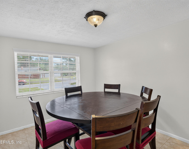 9954 Larkdale Court - Photo Thumbnail 15
