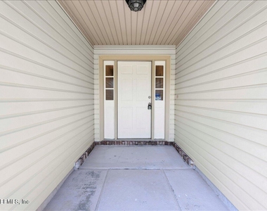 4470 Carriage Crossing Drive - Photo Thumbnail 1