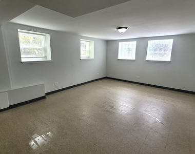 4038 W Dickens Avenue - Photo Thumbnail 1