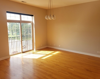 6423 W Touhy Avenue - Photo Thumbnail 12