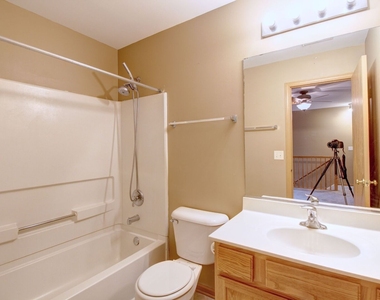 17652 S Alta Drive - Photo Thumbnail 9