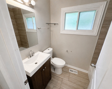 103 Shabbona Drive - Photo Thumbnail 11