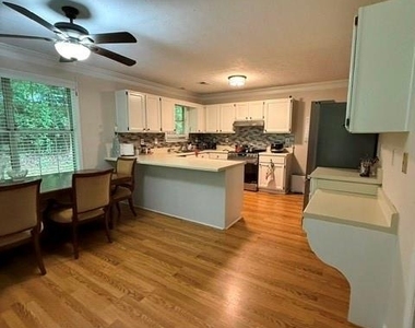 644 Laufin Court - Photo Thumbnail 14
