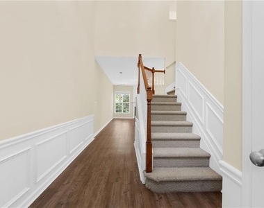 1999 Hailston Lane - Photo Thumbnail 2