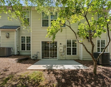 1999 Hailston Lane - Photo Thumbnail 27