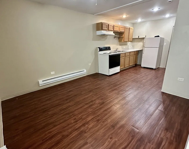 690 W Judson Street - Photo Thumbnail 1