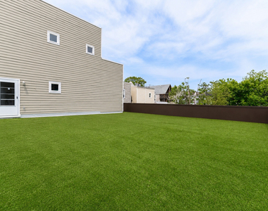1849 N Saint Louis Avenue - Photo Thumbnail 15