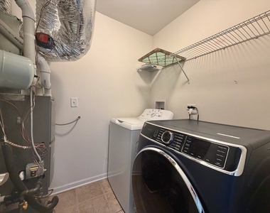 1492 Orchid Street - Photo Thumbnail 15