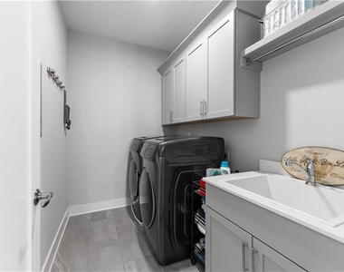 288 Heritage Lane Se - Photo Thumbnail 29