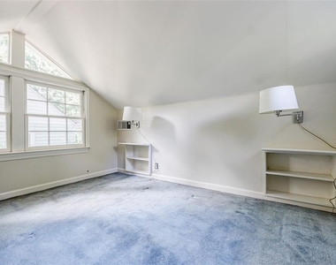 1148 Forrest Boulevard - Photo Thumbnail 20