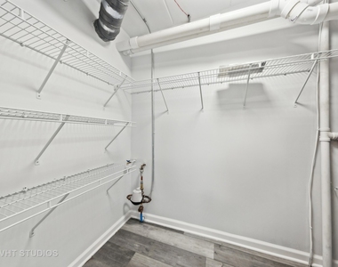 515 N Cass Avenue - Photo Thumbnail 10