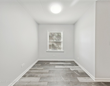 515 N Cass Avenue - Photo Thumbnail 16