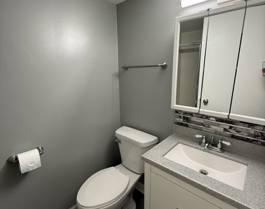2116 Briar Hill Drive - Photo Thumbnail 14