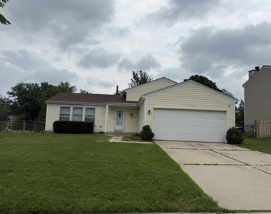 2116 Briar Hill Drive - Photo Thumbnail 3
