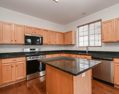 35 Thomas Court - Photo Thumbnail 8