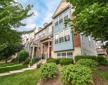 35 Thomas Court - Photo Thumbnail 1