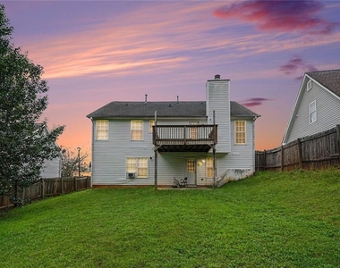 4824 Buchli Lane - Photo Thumbnail 10