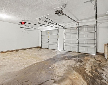 4824 Buchli Lane - Photo Thumbnail 23