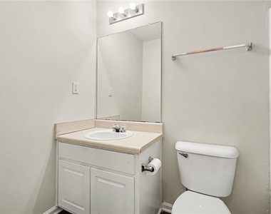 4824 Buchli Lane - Photo Thumbnail 7