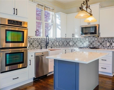 1127 Ashton Bluff Drive Ne - Photo Thumbnail 8