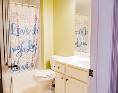 1127 Ashton Bluff Drive Ne - Photo Thumbnail 25