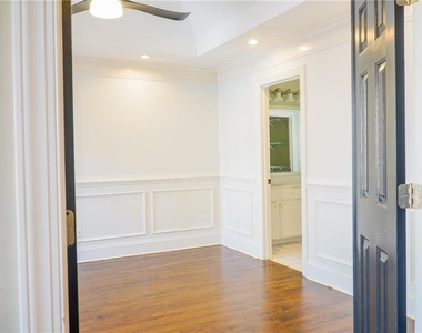1127 Ashton Bluff Drive Ne - Photo Thumbnail 13