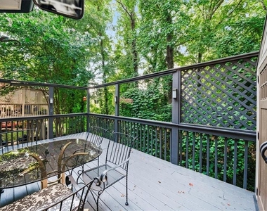 1127 Ashton Bluff Drive Ne - Photo Thumbnail 41