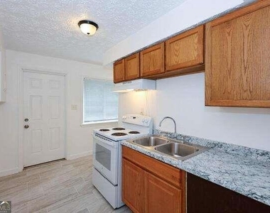 1295 Marcy Street - Photo Thumbnail 4