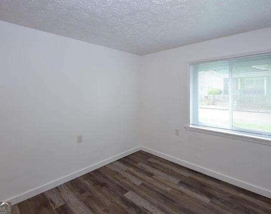 1295 Marcy Street - Photo Thumbnail 6