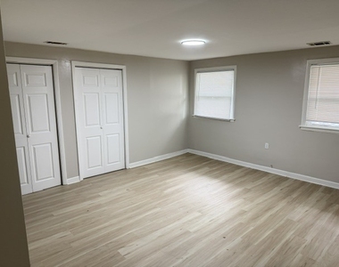 1828 183rd Street - Photo Thumbnail 10