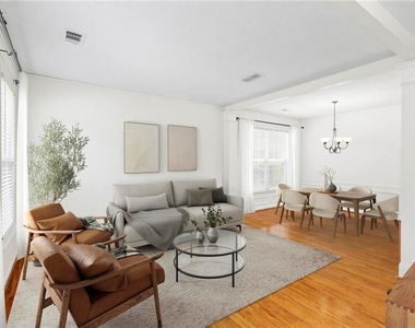 490 Chippenham Court - Photo Thumbnail 4