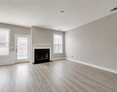 2785 Sudbury Trace - Photo Thumbnail 9