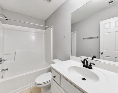 2785 Sudbury Trace - Photo Thumbnail 27