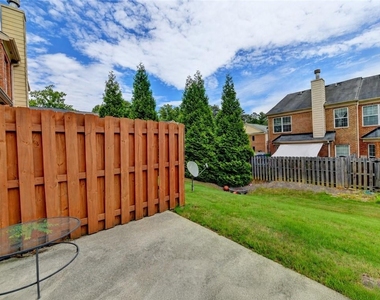 2785 Sudbury Trace - Photo Thumbnail 34
