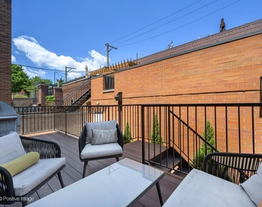 1046 W Altgeld Street - Photo Thumbnail 23
