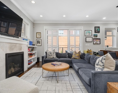 1046 W Altgeld Street - Photo Thumbnail 6