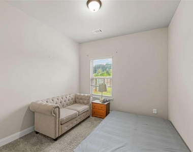3748 Southfield - Photo Thumbnail 16