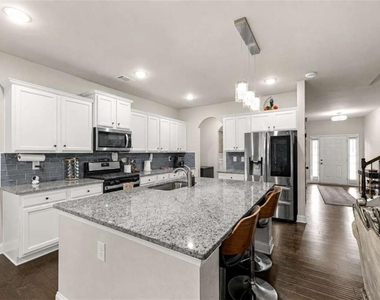 3748 Southfield - Photo Thumbnail 5
